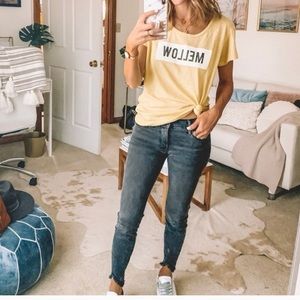 Sundry “mellow” yellow t shirt Sz 1